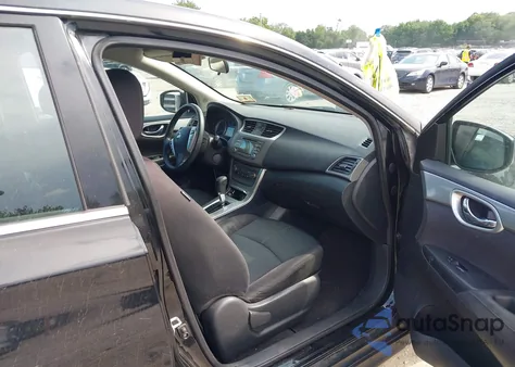 2014 Nissan Sentra Sr z USA, uszkodzony, nr VIN 3N1AB7AP8EY313123